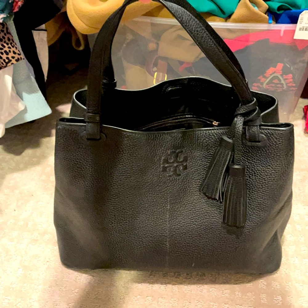 Tory Burch Black leather pebbled purse